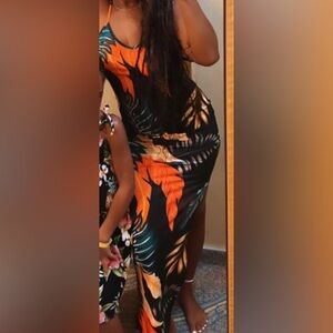 FLORAL MAXI BODY CON DRESS